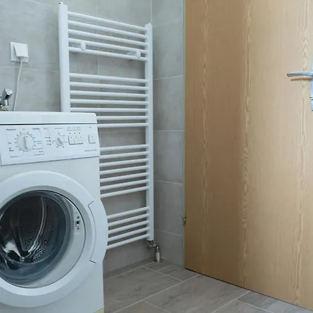 Lägenhet Revliving Hollabrunn - 4 Schlafzimmer *