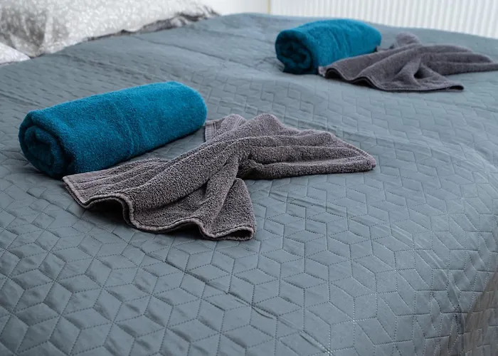 Apartment Revliving Hollabrunn - 4 Schlafzimmer *